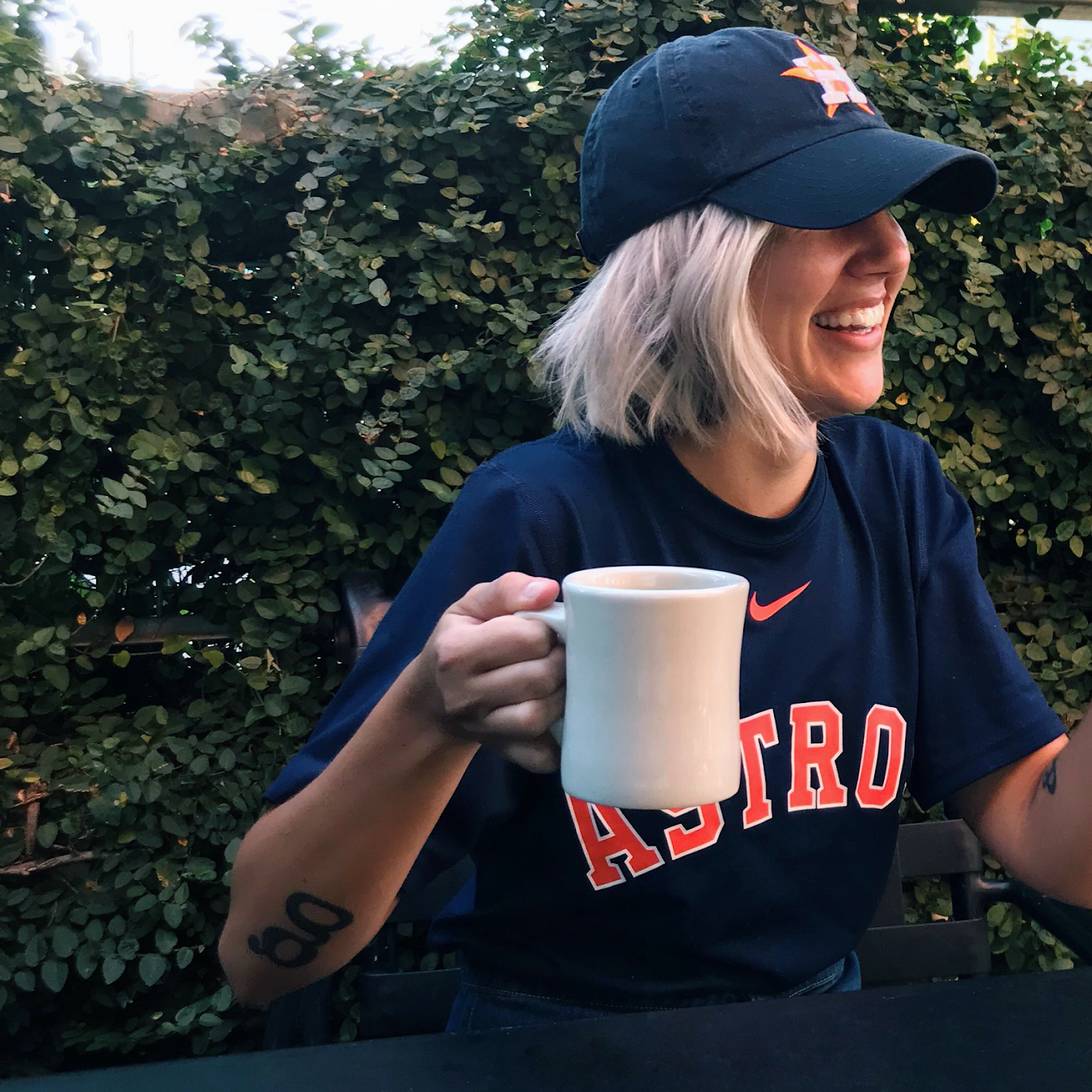  Paulina is not an Astros fan. Paulina will be rooting for the Astros. 